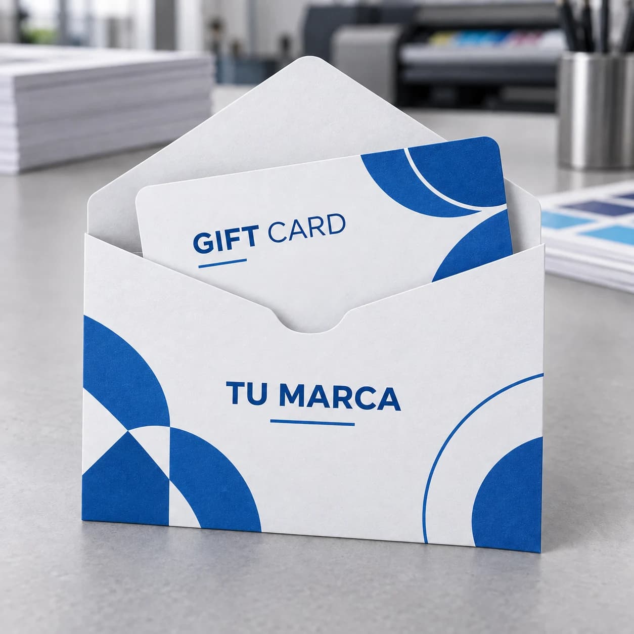 Sobre cuadrado para Gift Card impreso en azul sobre cartulina blanca